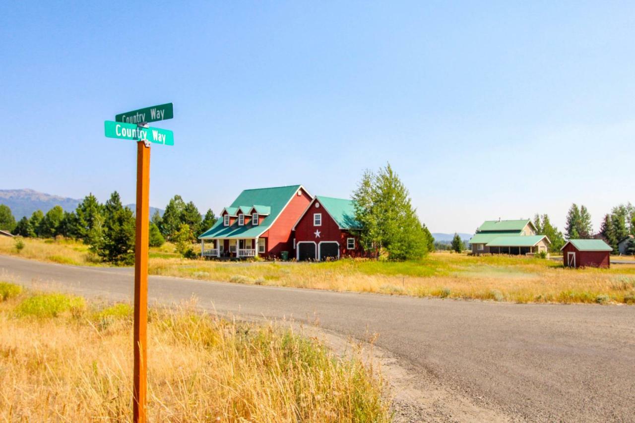 Country Retreat Villa McCall Exterior photo